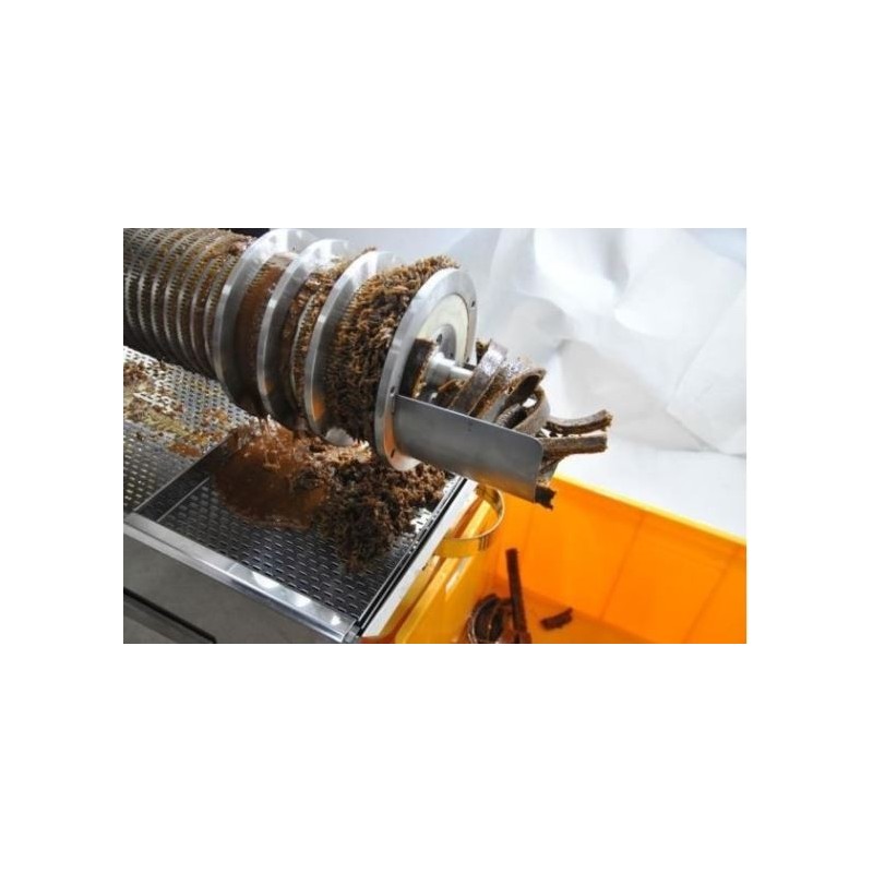 Screw press for extracting honey from wax 100 kg/h