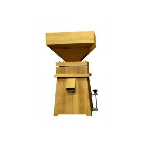 Grain grinding mill for making flour