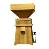 Grain grinding mill for making flour