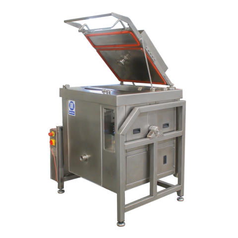 Tilting cooking kettle with a stirrer Tilting cooking kettle with a stirrer