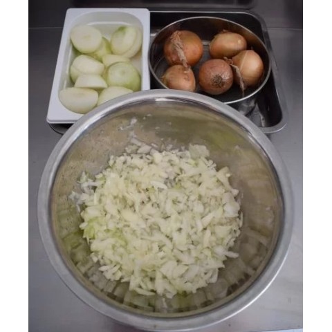 Crispy onion fryer with a deoiling centrifuge