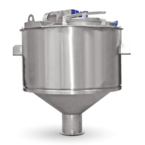 Mixer with a conical bottom VCM