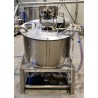 Vacuum crystallizer for making sweetened condensed milk