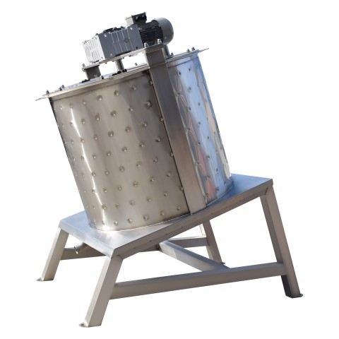 Tank met een mixer en een mantel voor de thermische drager