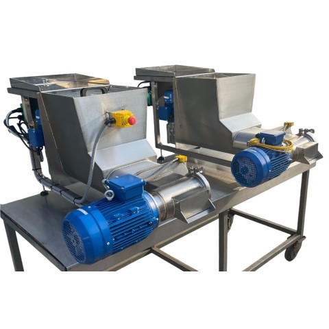 Extrudeuse-homogénéisateur de beurre GM