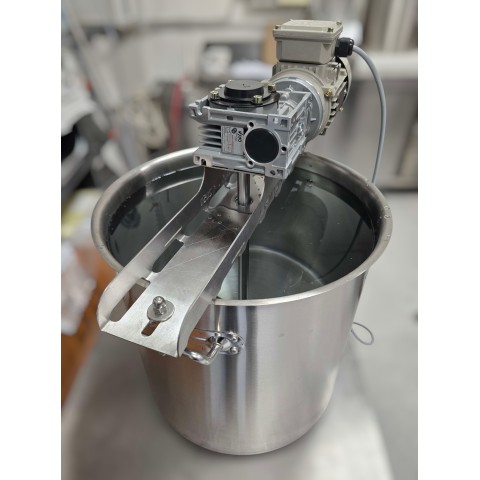 Agitateur automatique pour pasteurisation du lait 50-100 L
