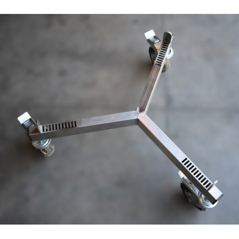 Heavy-duty mobile base for cooking kettles Heavy-duty mobile base for cooking kettles