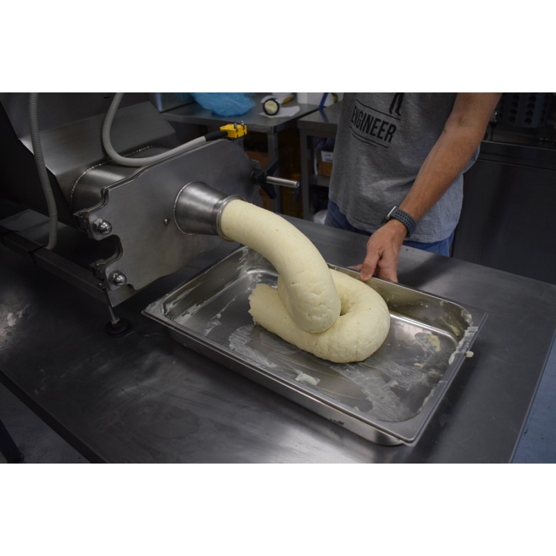 Extrusão de margarina numa bomba industrial para alimentos GM 50