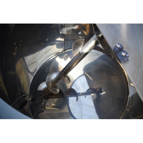 Fusor de Gorduras em Lote com Misturador de Roscas 400L