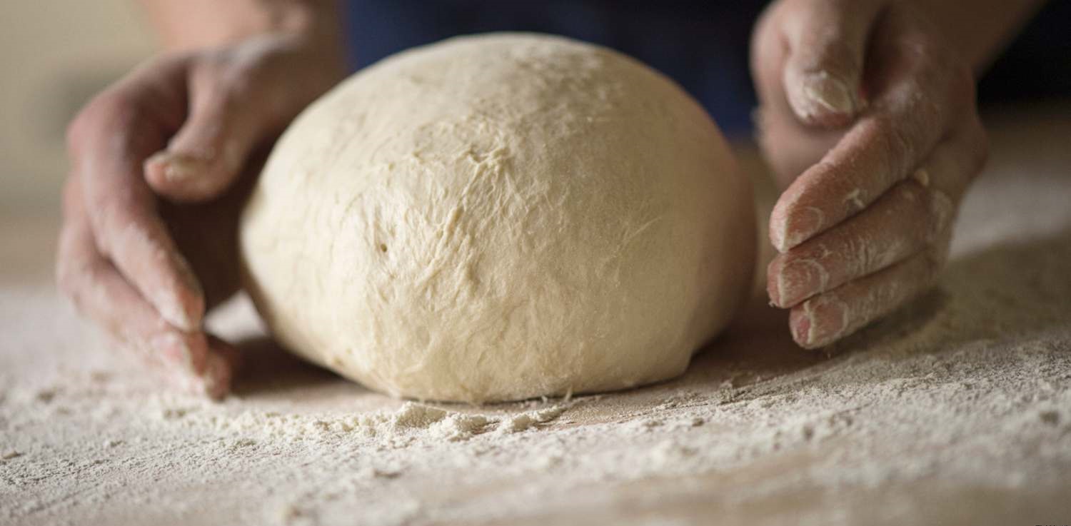 Mélangeurs de pâte industriels : la base d'une activité de confiserie idéale