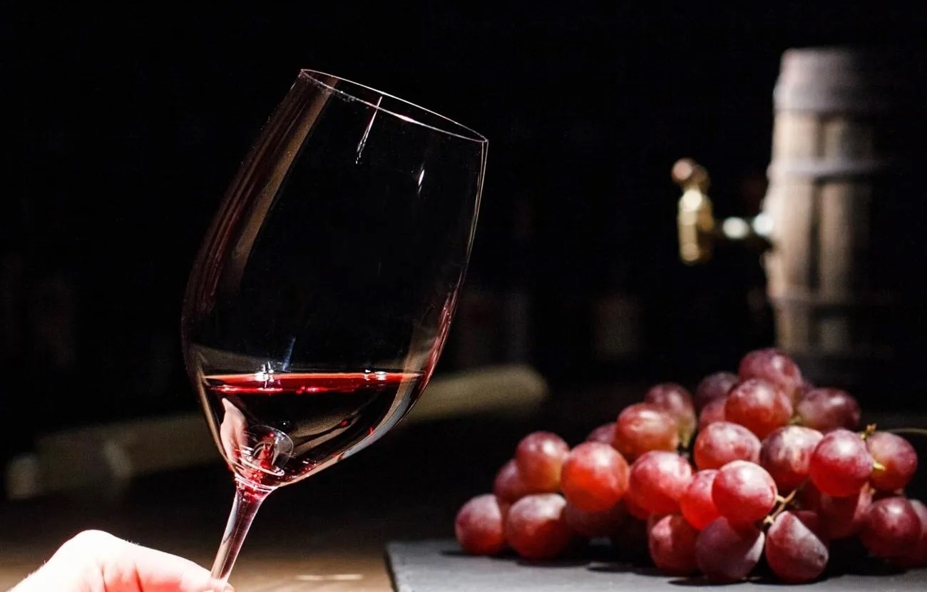 Non-alcoholic wine - New healthy beverage trend